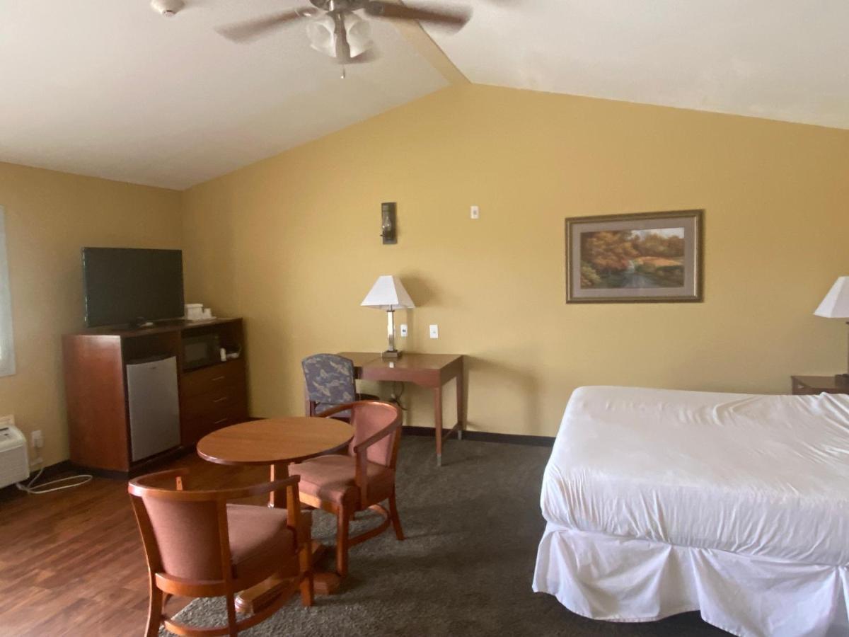 Southern Inns And Suites Now Offering Rv Spaces For Rent Yorktown Zewnętrze zdjęcie