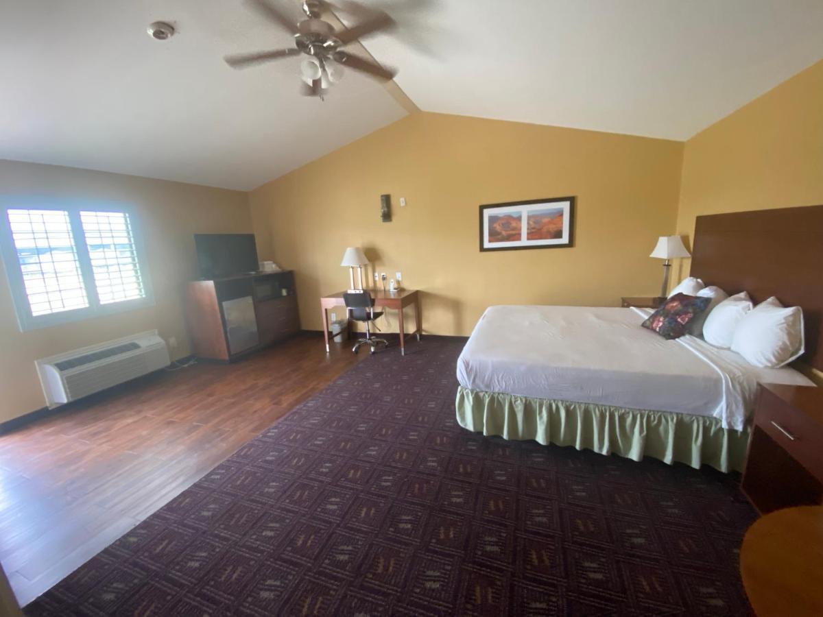 Southern Inns And Suites Now Offering Rv Spaces For Rent Yorktown Zewnętrze zdjęcie